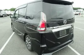 Nissan, Serena