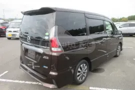 Nissan, Serena