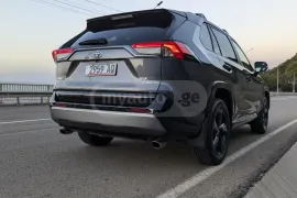 Toyota, RAV4