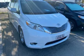 Toyota, Sienna