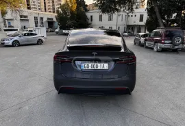 Tesla, Model X