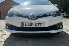 Toyota, Auris