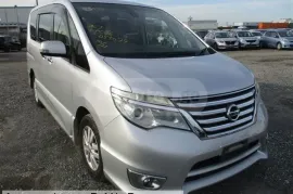 Nissan, Serena