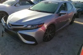 Toyota, Camry