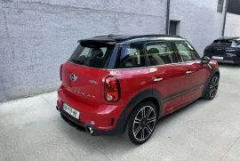 MINI, COUNTRYMAN