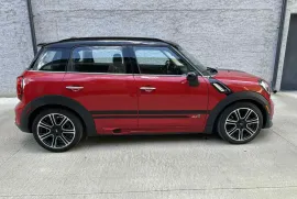 MINI, COUNTRYMAN