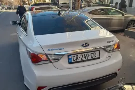 Hyundai, Sonata