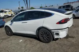 Tesla, Model X