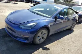 Tesla, Model 3