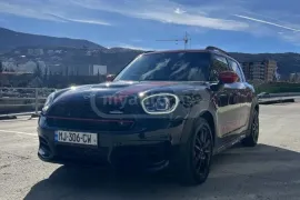 MINI, COUNTRYMAN