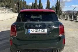 MINI, COUNTRYMAN