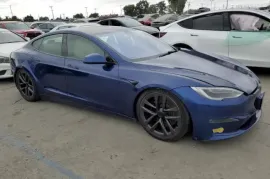 Tesla, Model S