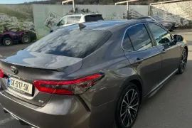 Toyota, Camry