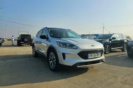 Ford, Escape