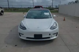 Tesla, Model 3