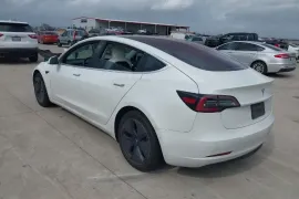 Tesla, Model 3