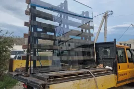 შუშის გადატანა პირქმიდა მანქანა