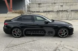 Alfa Romeo, Giulia