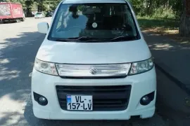 Suzuki , Wagon R+