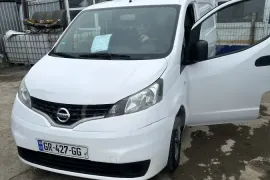 Nissan, NV200