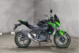 Kawasaki, Z 400