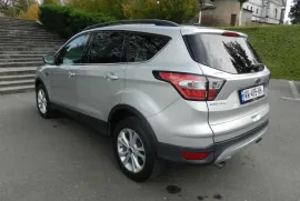 Ford, Escape