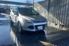 Ford, Escape