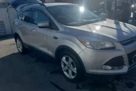 Ford, Escape