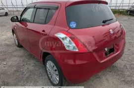 Suzuki , Swift