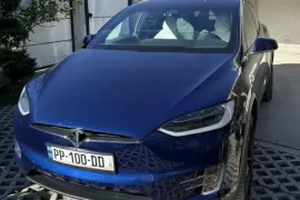 Tesla, Model X