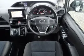 Toyota, Noah