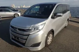 Toyota, Noah