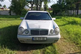 Mercedes-Benz, E CLASS, E 210