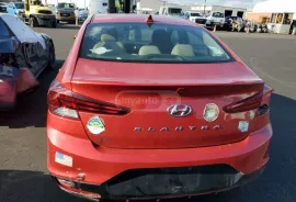 Hyundai, Elantra