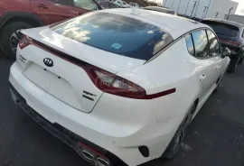 Kia, Stinger