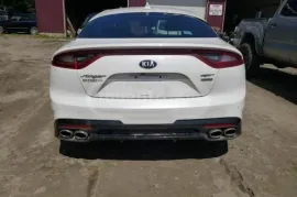 Kia, Stinger