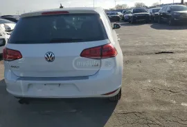 Volkswagen, Golf