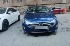 Hyundai, Elantra