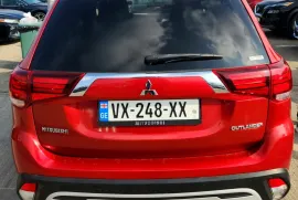 Mitsubishi, Outlander