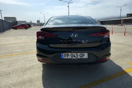 Hyundai, Elantra