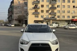 Mitsubishi, Outlander Sport