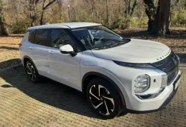 Mitsubishi, Outlander