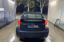 Toyota, Prius