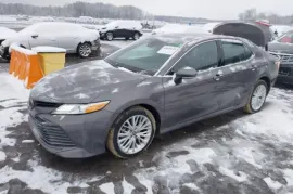 Toyota, Camry