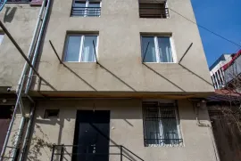 House For Rent, 7 Room, Tbilisi, vake