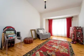 House For Rent, 7 Room, Tbilisi, vake