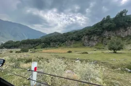 იყიდება მიწის ნაკვეთი, სტეფანწმინდა