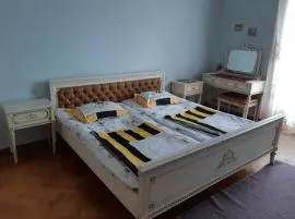 Apartment for sale, 3 Room, Old building, Kutaisi, Zastava