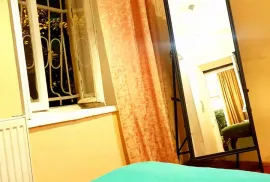 Apartment for sale, 4 Room, Old building, Tbilisi, Mtatsminda