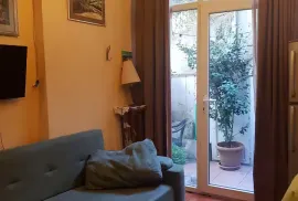 Apartment for sale, 4 Room, Old building, Tbilisi, Mtatsminda